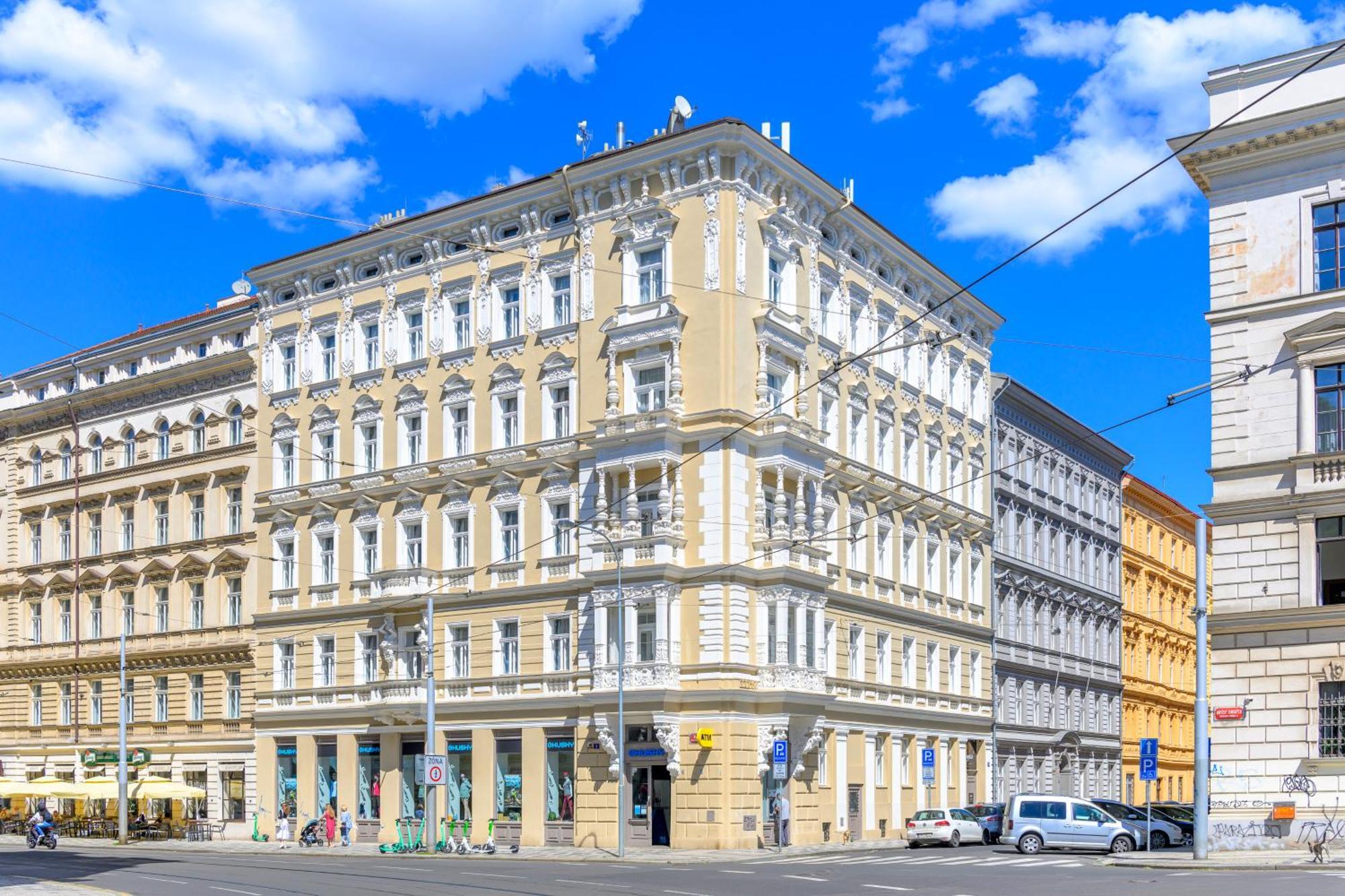 Royal Prague City Apartments Екстер'єр фото