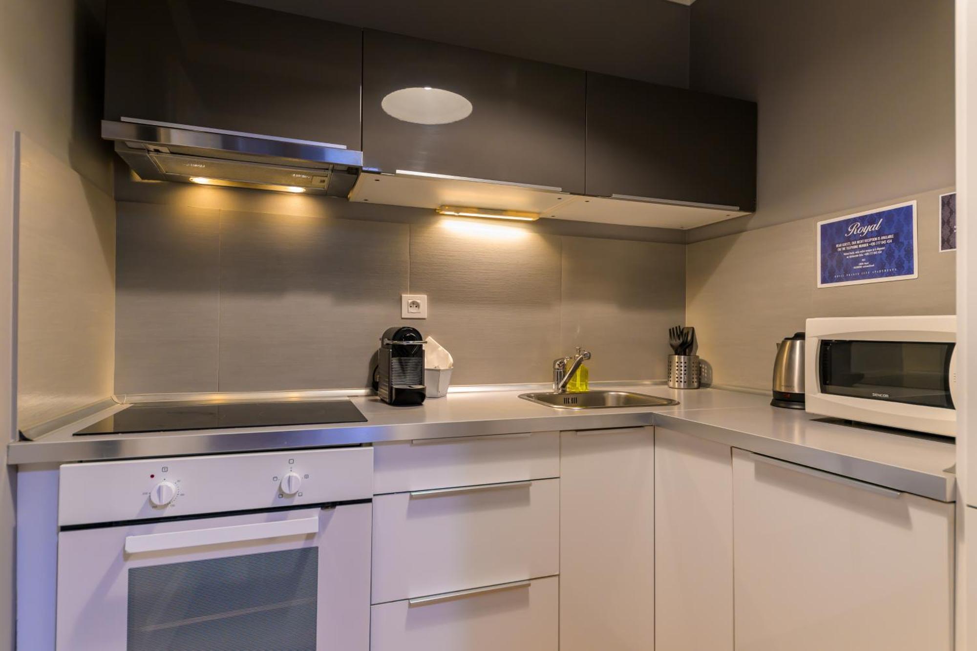 Royal Prague City Apartments Екстер'єр фото