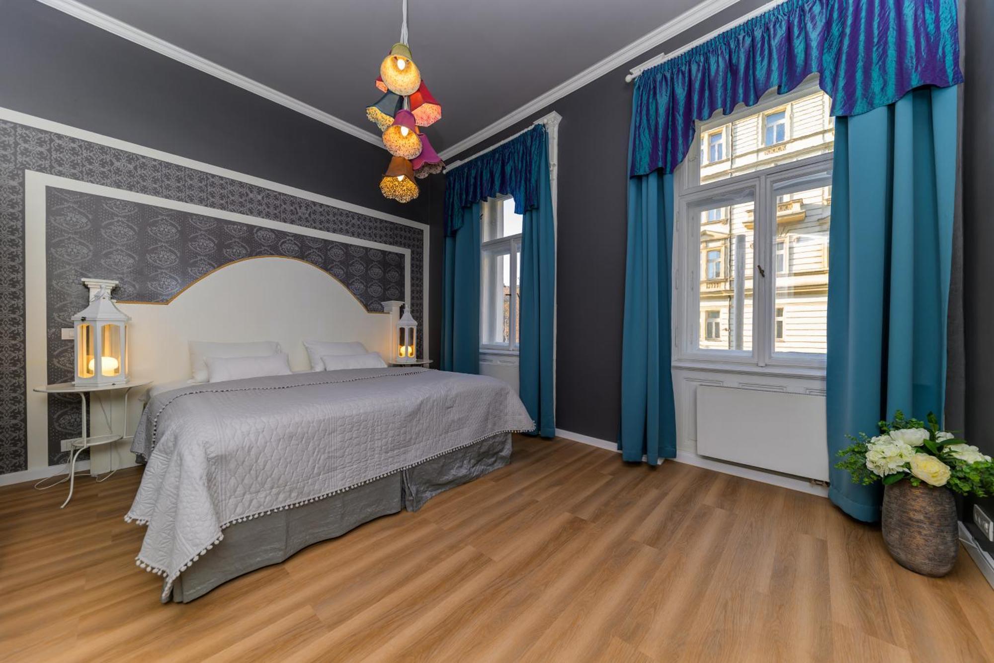 Royal Prague City Apartments Екстер'єр фото
