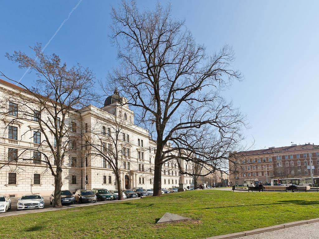 Royal Prague City Apartments Екстер'єр фото